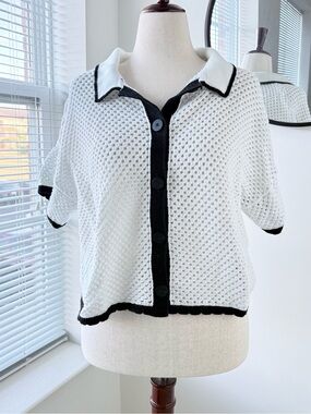 GAP White Knit Button-Down Top with Black Trim